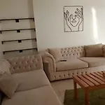 Amazing View Apartment In Rehab City